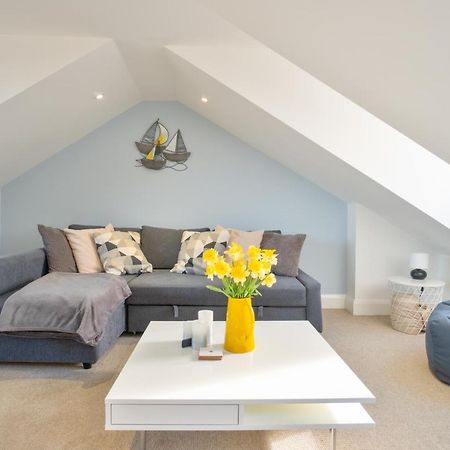 Stylish Herne Bay Apartment By The Sea Exterior foto