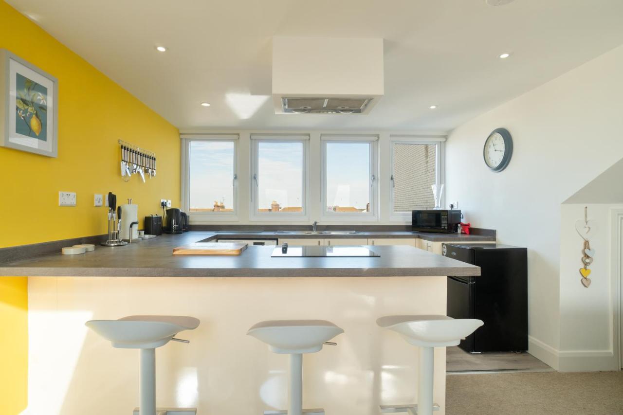 Stylish Herne Bay Apartment By The Sea Exterior foto